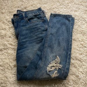 AMERICAN EAGLE 2 SHORT JEANS